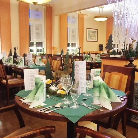 Zur Linde Hotel 3*